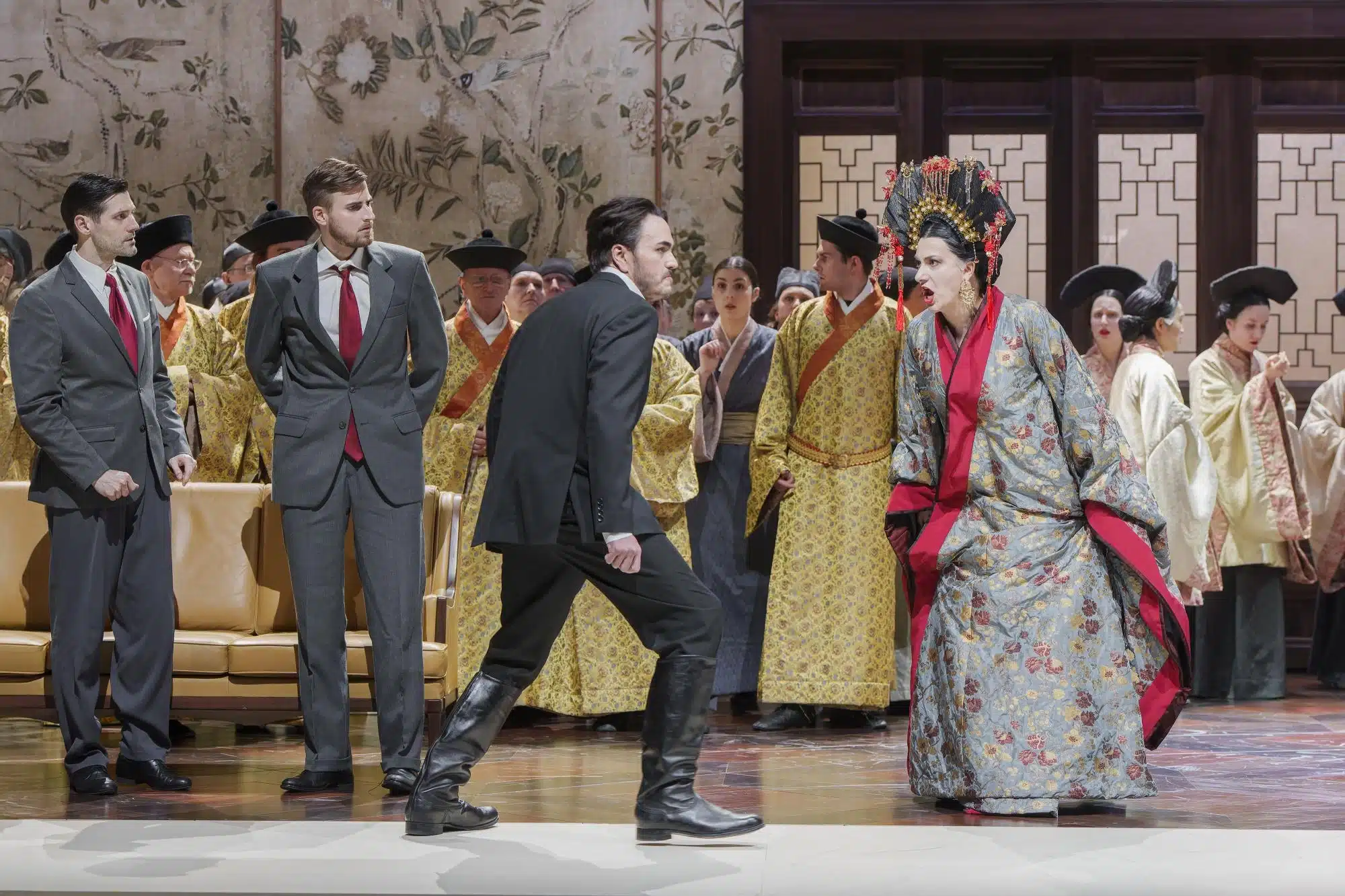 Miren Urbieta-Vega como Turandot en Theater Basel